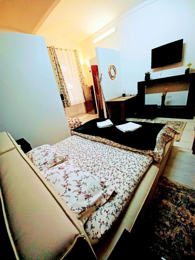 Studios Republicii Braşov Eksteriør billede